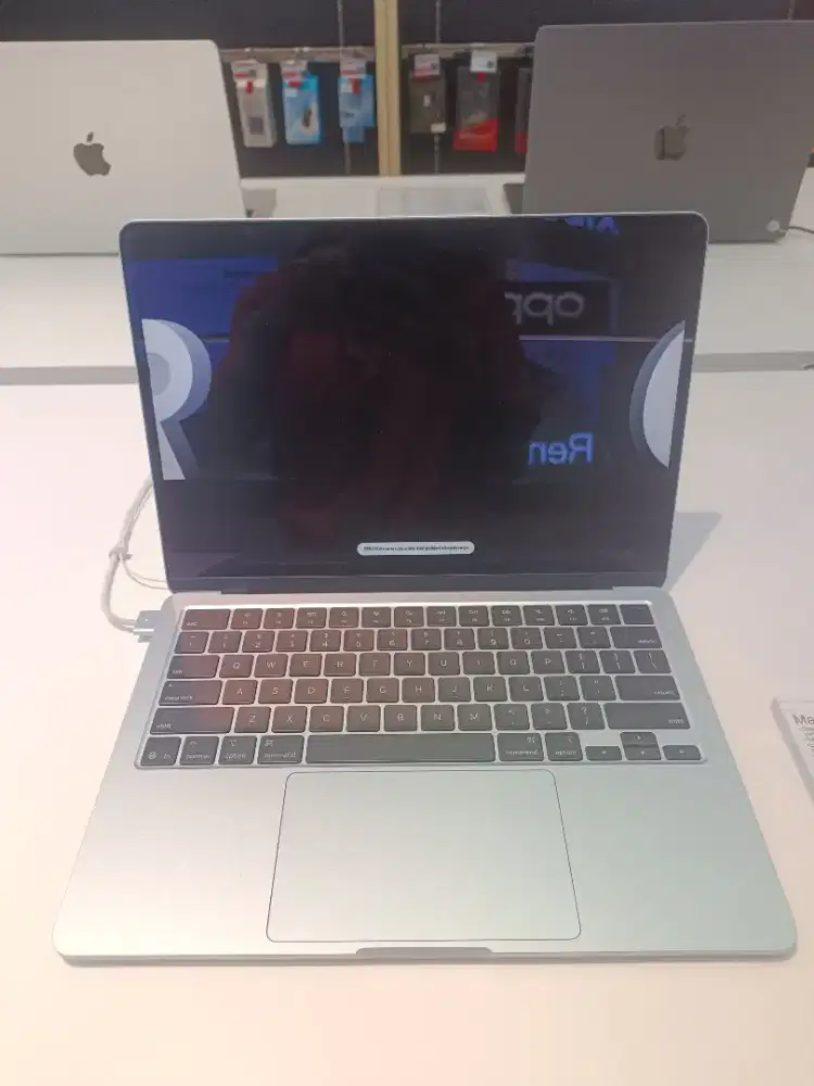 MacBook Air 4 Ram 16 Promo Kredit Bunga 0%