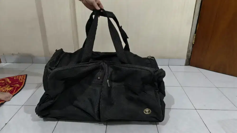 Tas travel tarik roda dua merk travel time