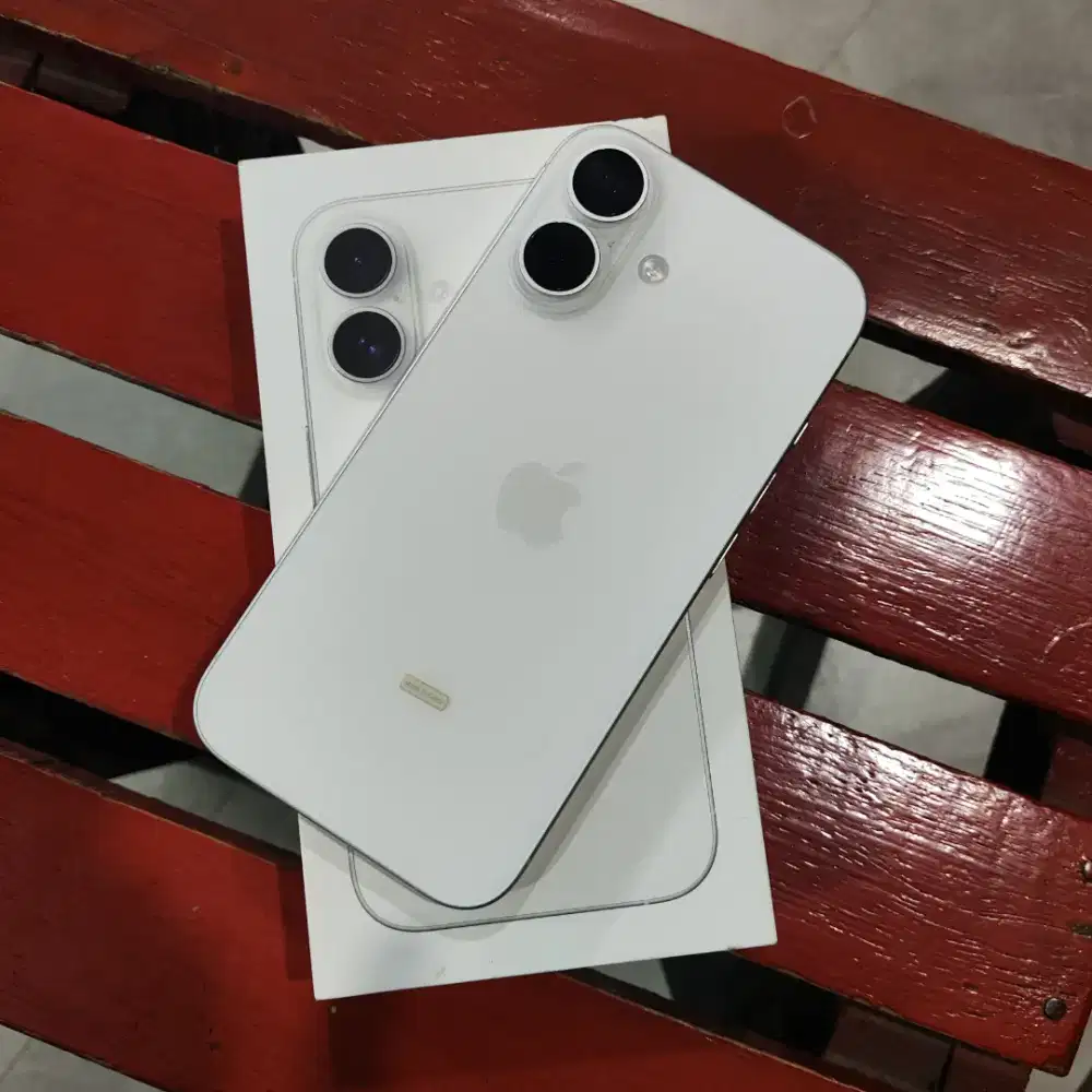 Iphone 16 128GB resmi ibox lengkap mulus normal bh 100