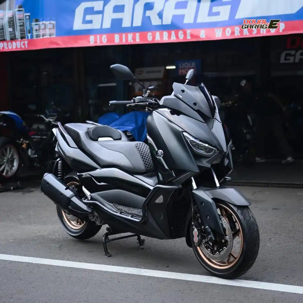 YAMAHA XMAX 250 HITAM 2022 Engine stroke up 300cc