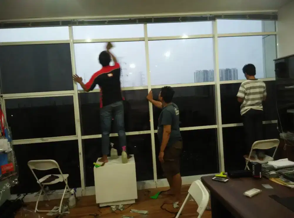 Jasa pasang sticker kaca film