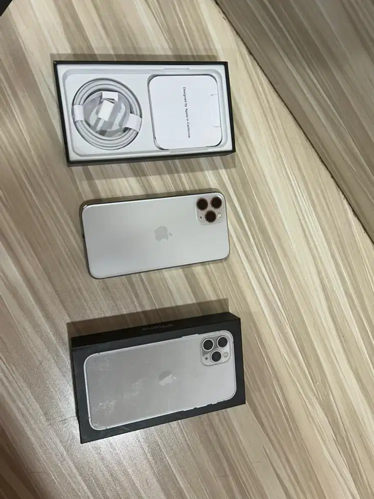 iphone 11 pro 256gb sesuai judul