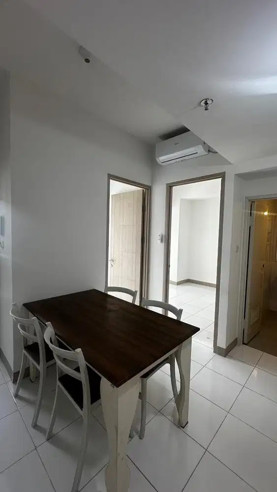 Disewakan bulanan 2 br apt tokyo riverside