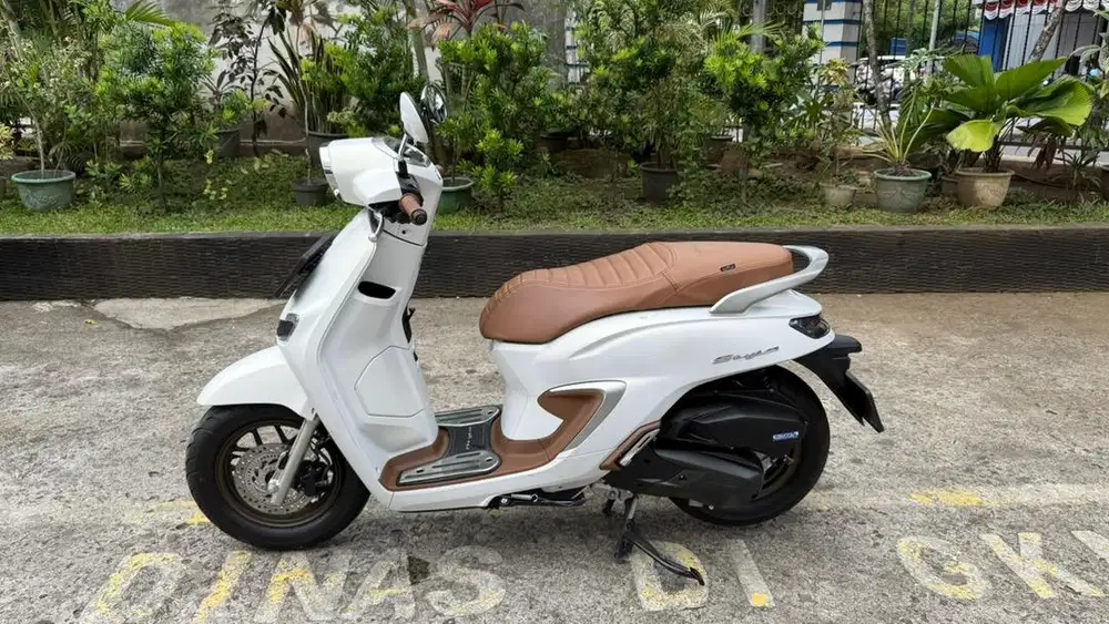 HONDA STYLO ABS 160 2025 WHITE DOFF
