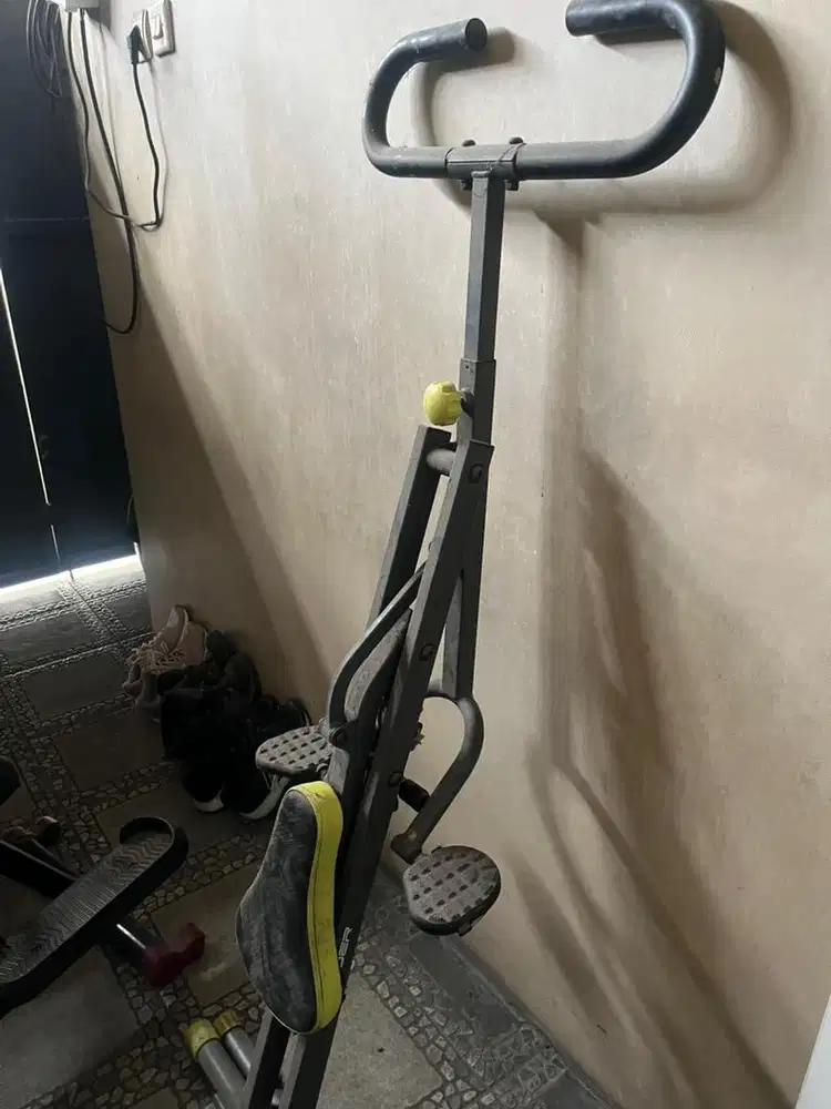 Air Walker dan Excider Home Squat Bekas