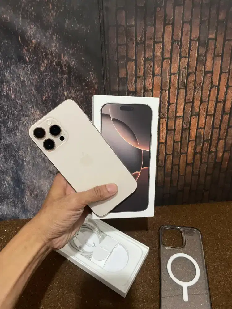 Iphone 16 Pro Max 512 iBox Like New Garansi on Juni 2026