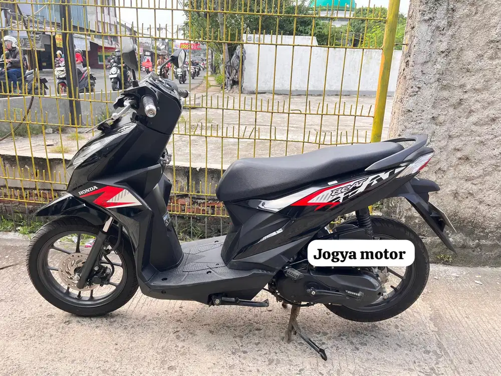 (B) honda beat sporty cbs 2023