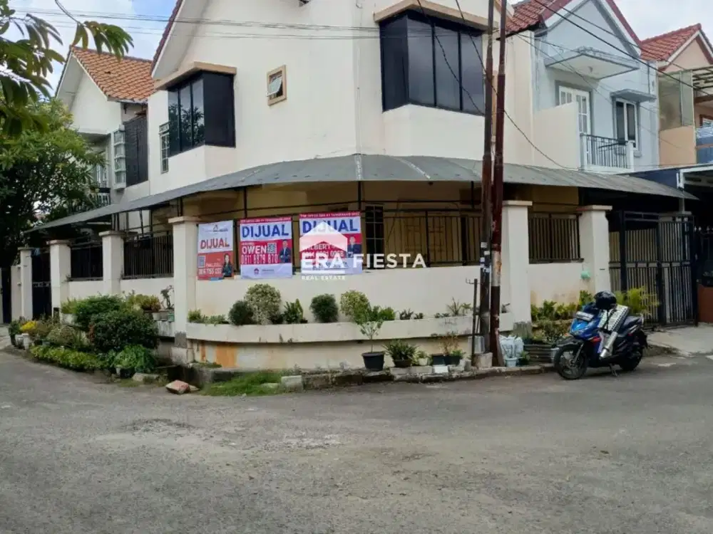 Rumah 2 Lantai Hook Taman Semanan Indah SHM Bisa KPR