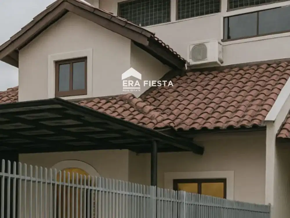 Dijual Rumah Cantik Rapih Estetik Siap Huni di Taman Semanan Indah