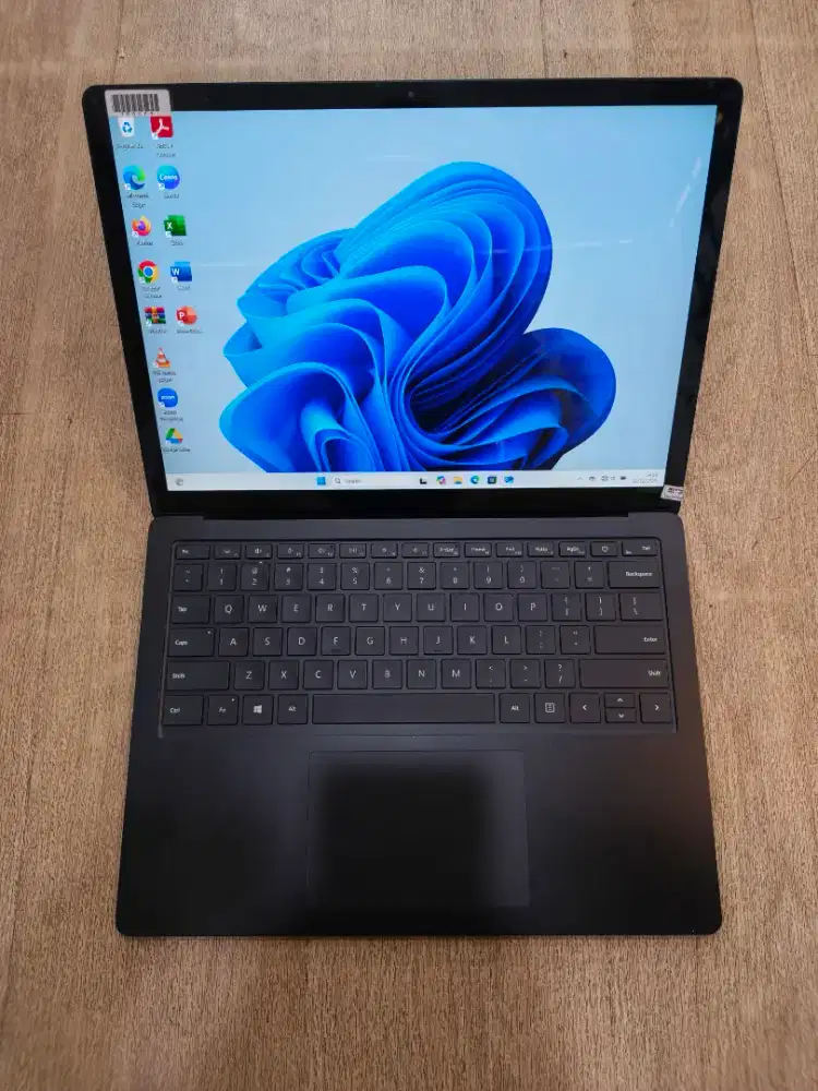 MICROSOFT SURFACE LAPTOP 3 -

TOUCHSCREEN