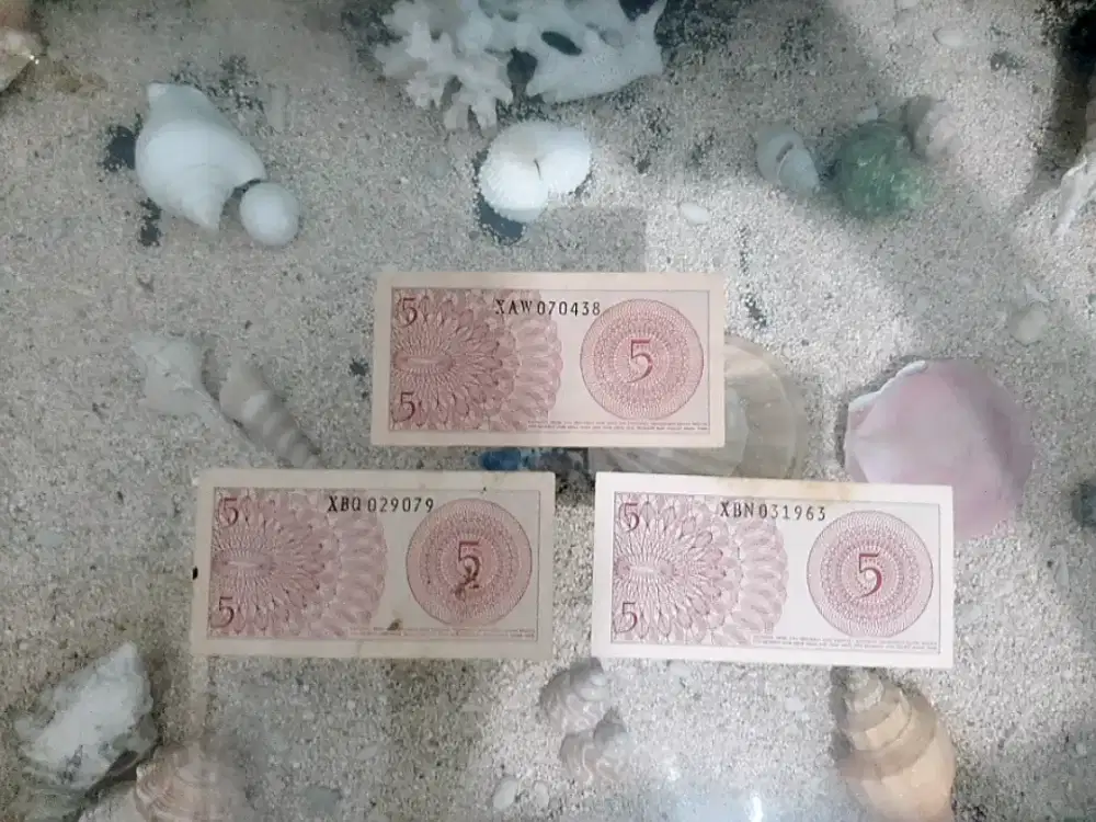 UANG KUNO RI 5 SEN SERI WANITA PEJUANG TAHUN 1964