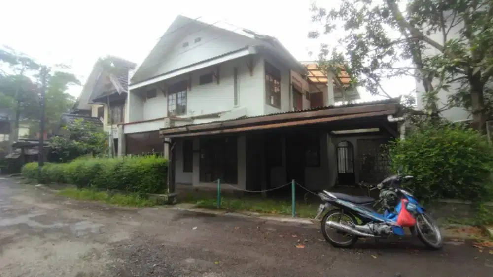 Rumah Di Dalam Cluster Tubagus Ismail Sayap Dago Bandung (Jarang ada)