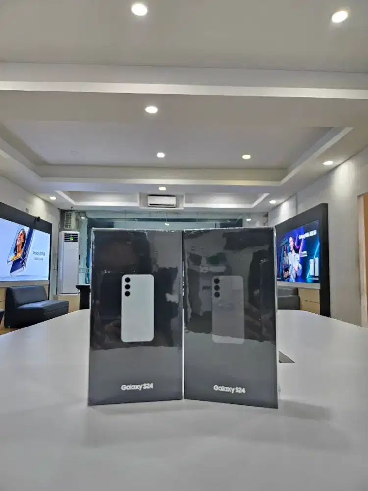 NEW SAMSUNG GALAXY S24 5G 8/256 GB GARANSI RESMI SEIN 1 TH  DISKON 2.5