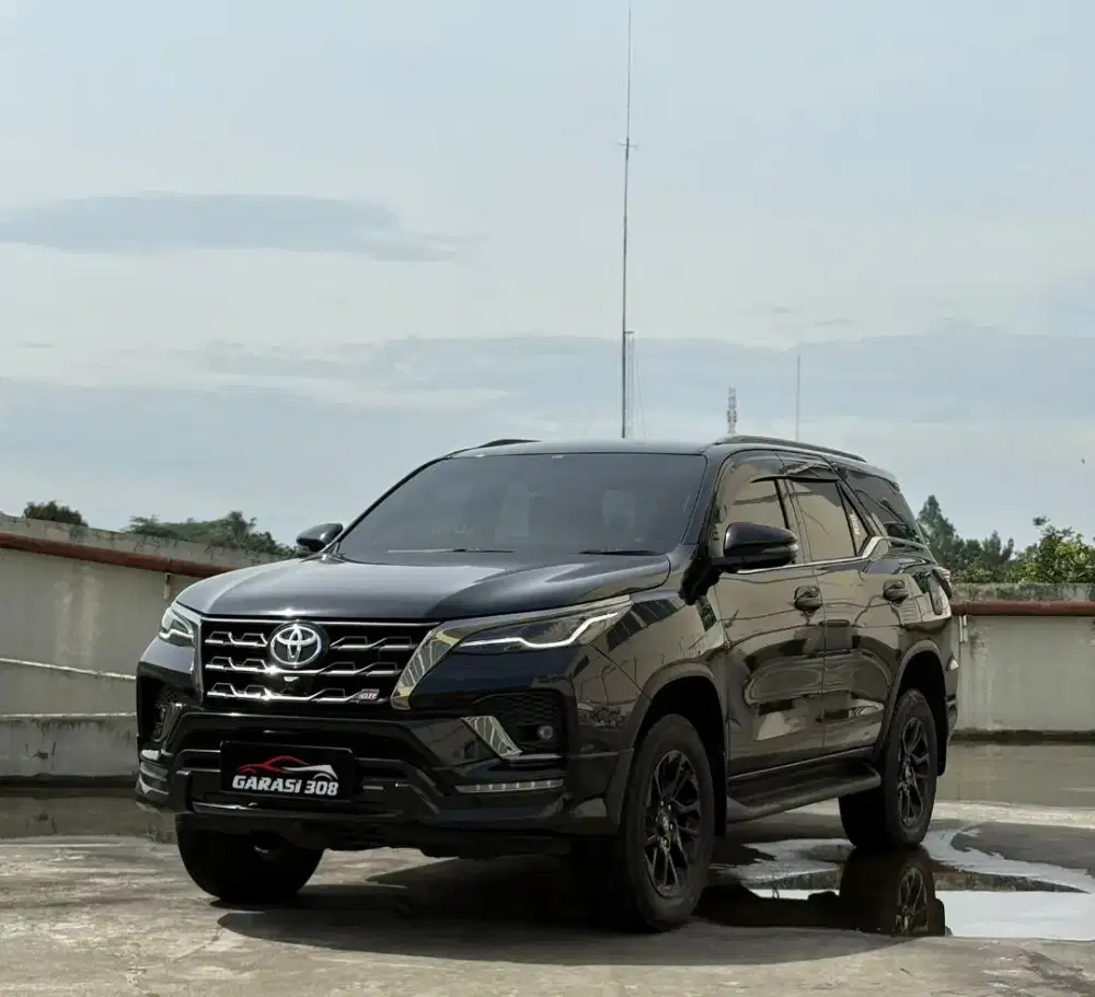 Toyota Fortuner 2.8 VRZ GR Sport 4x2 AT Black on Black 2024 KM 21rb