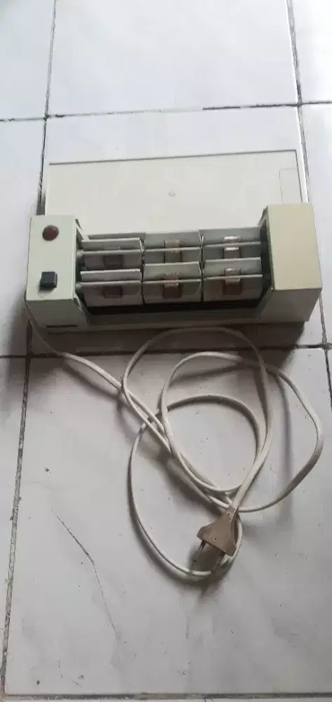 Rol rambut panas vintage th1960 an merk philip