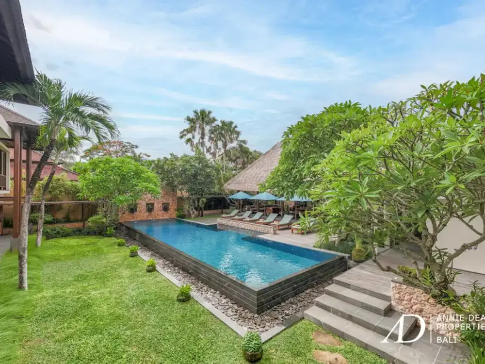 FREEHOLD | LUXURY TROPICAL DESIGN & PRIME LOCATION OF SEMINYAK