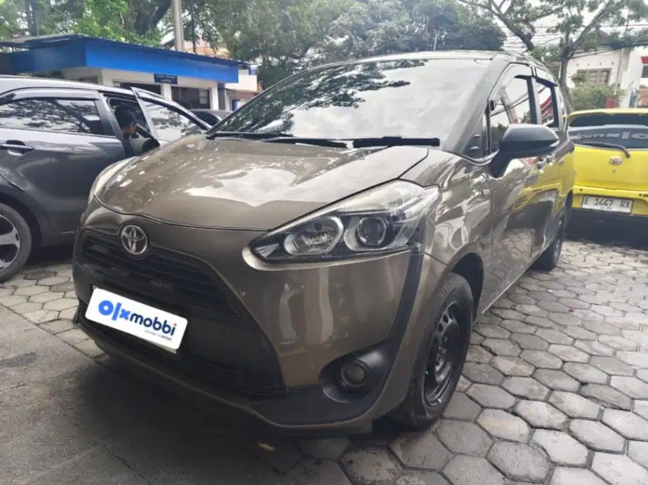 Hot Sale - Toyota Sienta 1.5 E Bensin-MT 2017