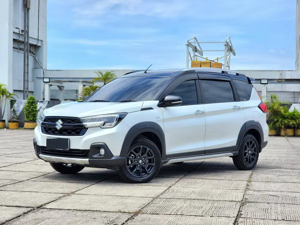 [13RB] SUZUKI XL 7 ALPHA HYBRID AT MATIC XL7 HYBRID TWOTONE 2024 PUTIH