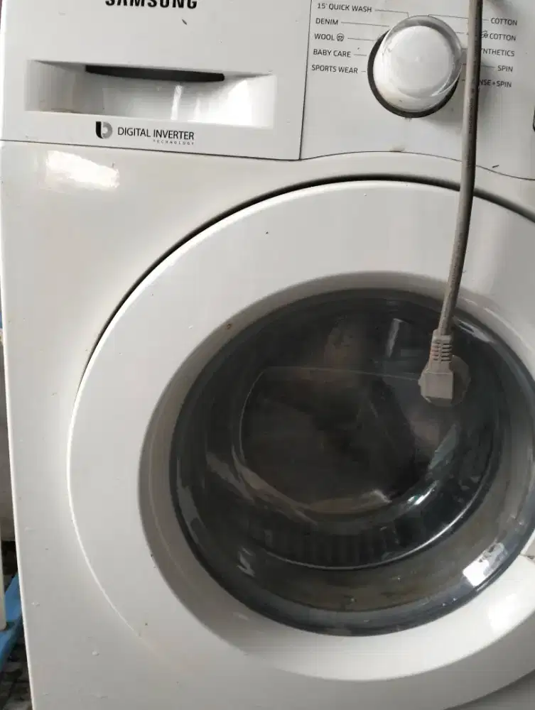 Jual mesin cuci merk Samsung. kondisi masih bagus jarang di pakai
