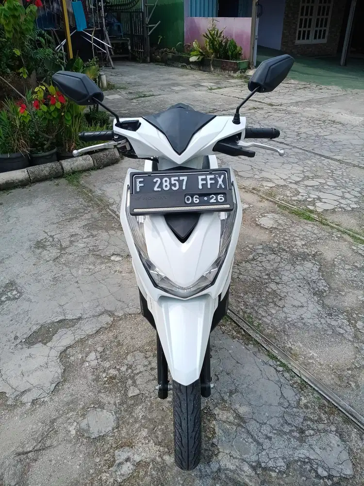 Mahar .. honda beat 2021 putih