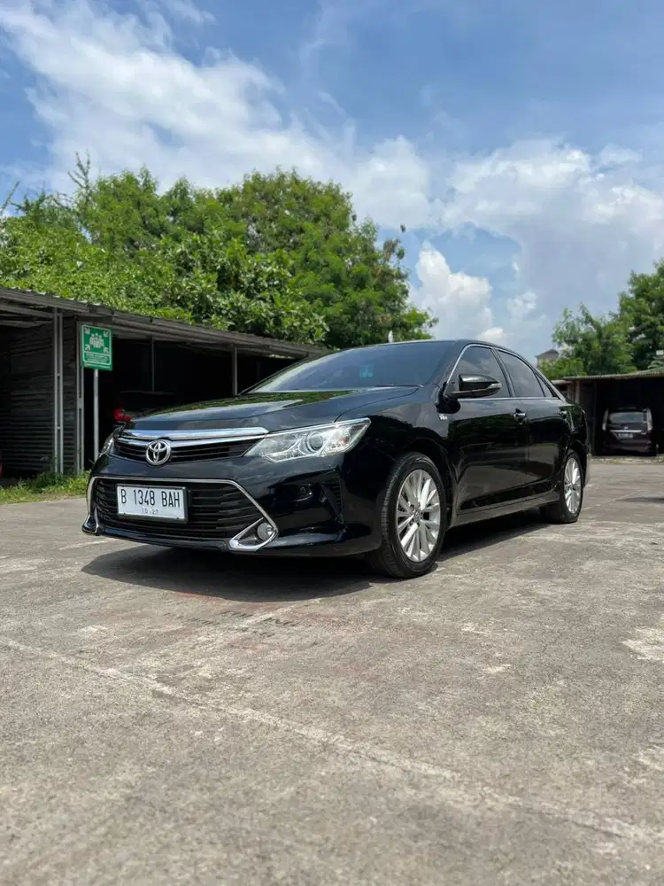 DIJUAL CEPAT! Toyota Camry 2.5 V 2017