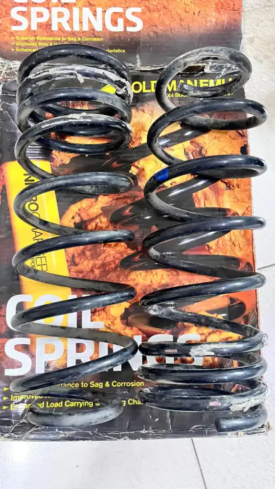 Coil spring nissan navara
