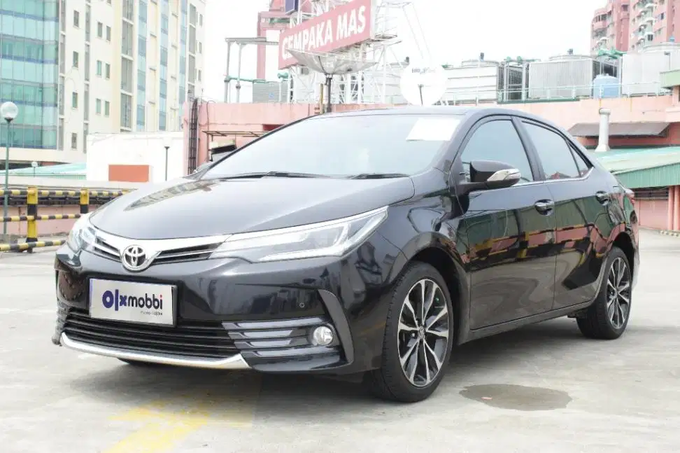 TDP 11JT Toyota Corolla Altis 1.8 V Bensin-AT Hitam 2019