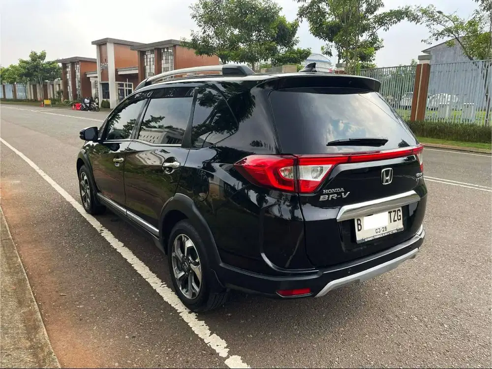 2018 BR-V E CVT HITAM RECORD HONDA HARGA CASH