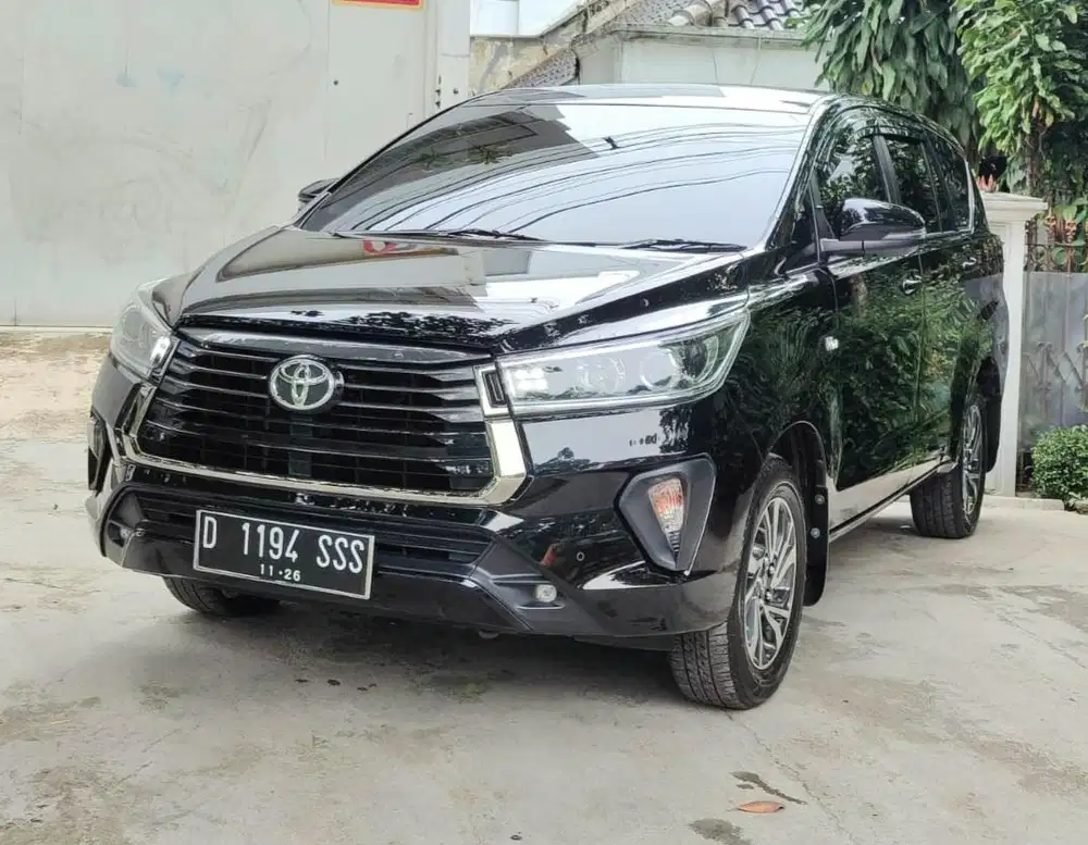 Toyota INNOVA REBORN V 2.0 AT 2021 LowKM 26rb RECORD TOYOTA BANDUNG