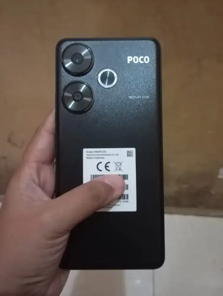 POCO F6 TIPE TERTINGGI 12/512 HITAM,NEGO