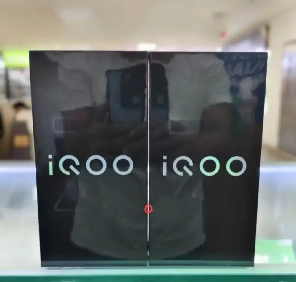 Iqoo Z10 5G 12/256 Garansi Resmi Baru Dan Segel