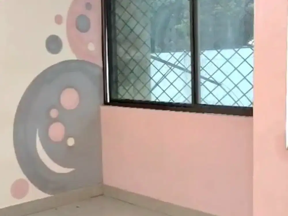 Disewakan Lantai 2 saja, Ruko rapih di Kelapa Hibrida Raya, Kelapa Gading