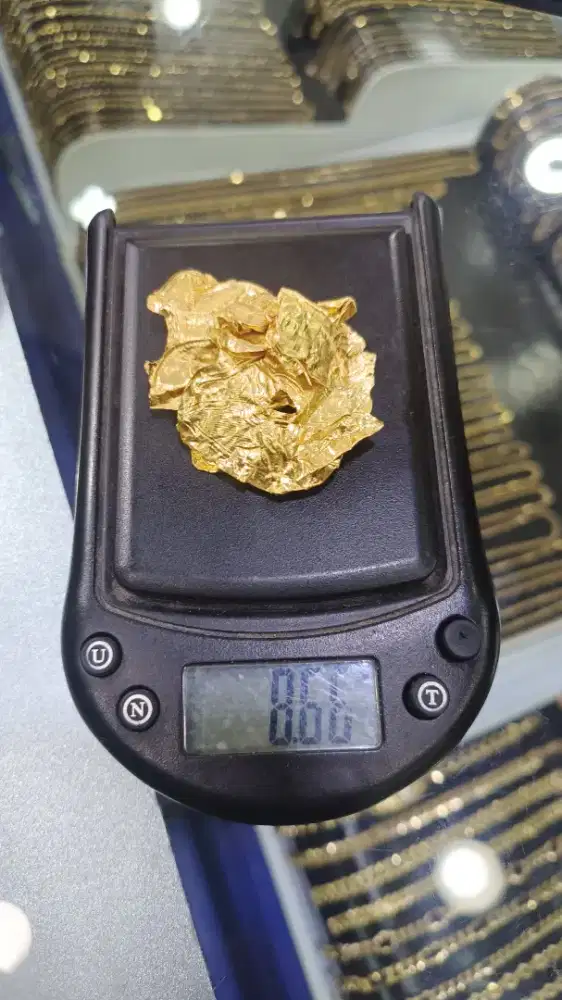 Jual beli emas dan berlian