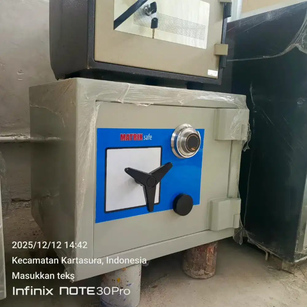 Brankas 200kg free ongkir solo