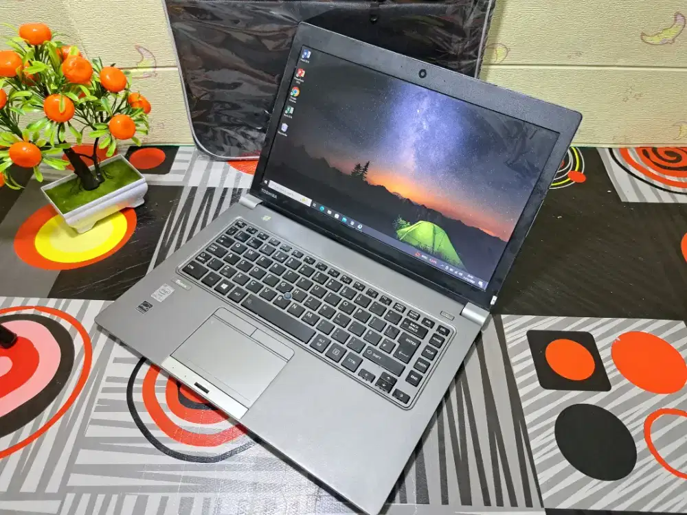 Core i7 ram 8 toshiba tecra slim lancar jaya siap pakai