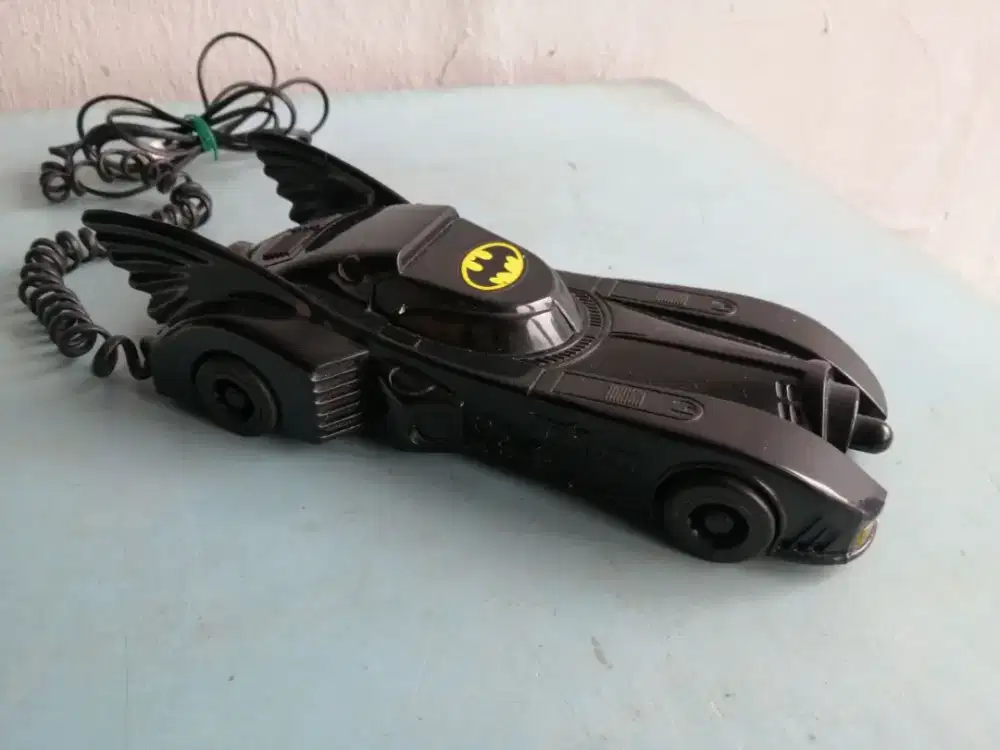 Vintage 1989 Batmobile Batman DC Comics Phone Telepon