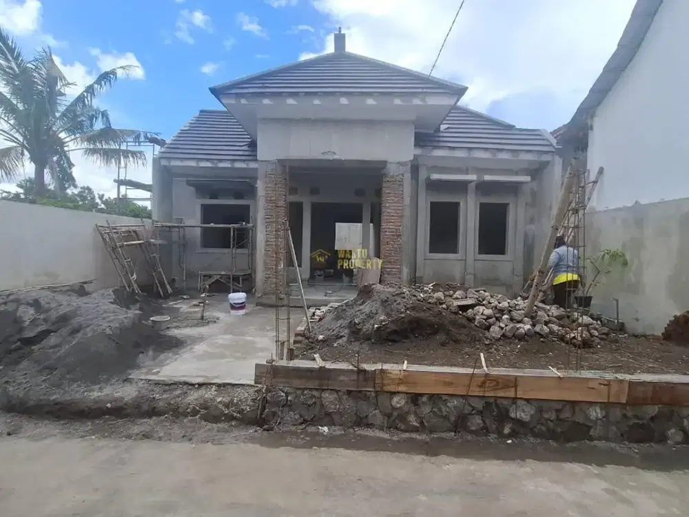 RUMAH SIAP HUNI TANAH LUAS DEKAT KE GERBANG TOL PRAMBANAN