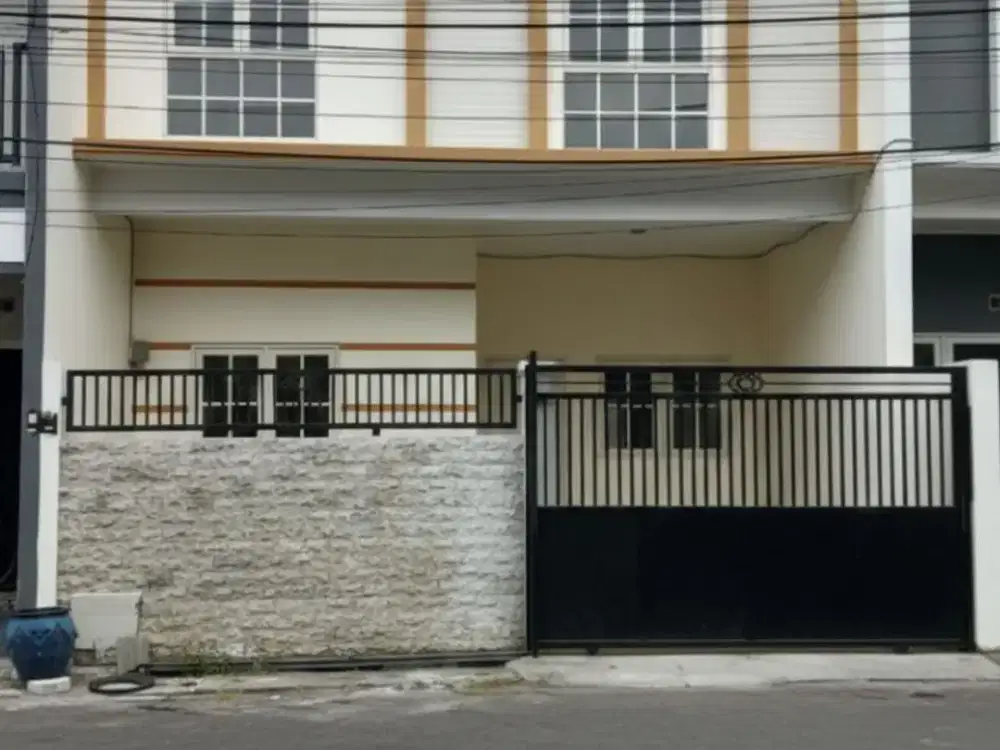 Rumah New Mulyosari Galvalum Carport Lantai Granit