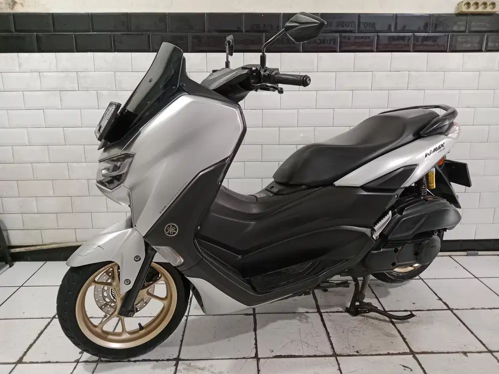 Dijual cepat nmax new keyles 2021 surat lengkap