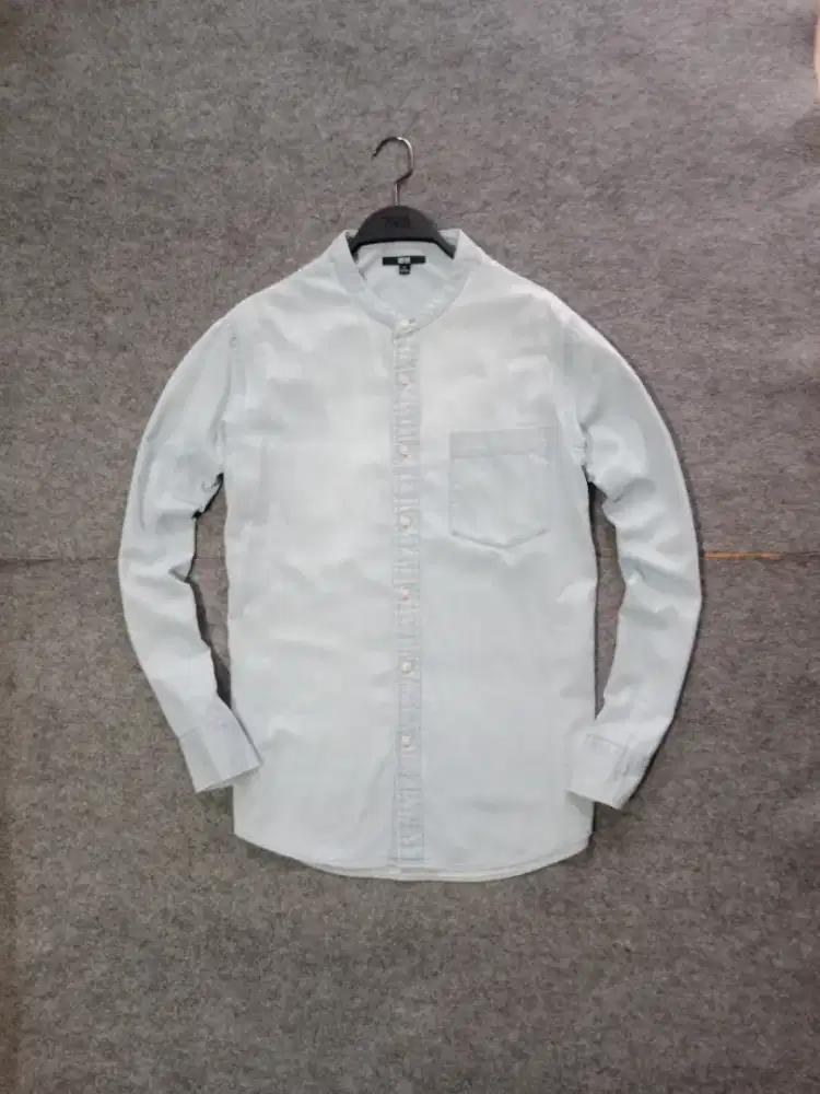 Kemeja samghai uniqlo size L