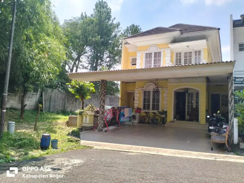 Dijual rumah cantik di Kota Wisata Cibubur, lokasi hook di kuldesak  harga dibawah pasaran