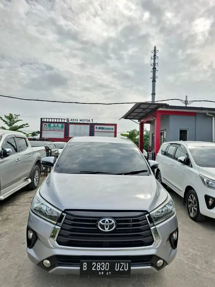 Innova 2022 G bensin matic. Km 57rb