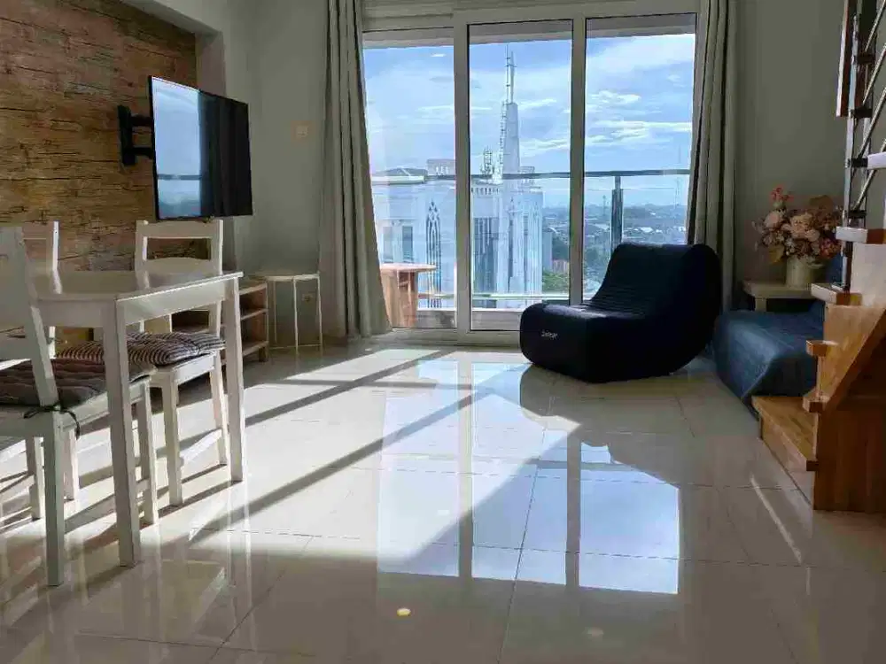 Maqna Residence 2 Bedroom Loft 2 lantai Furnished Lt 7