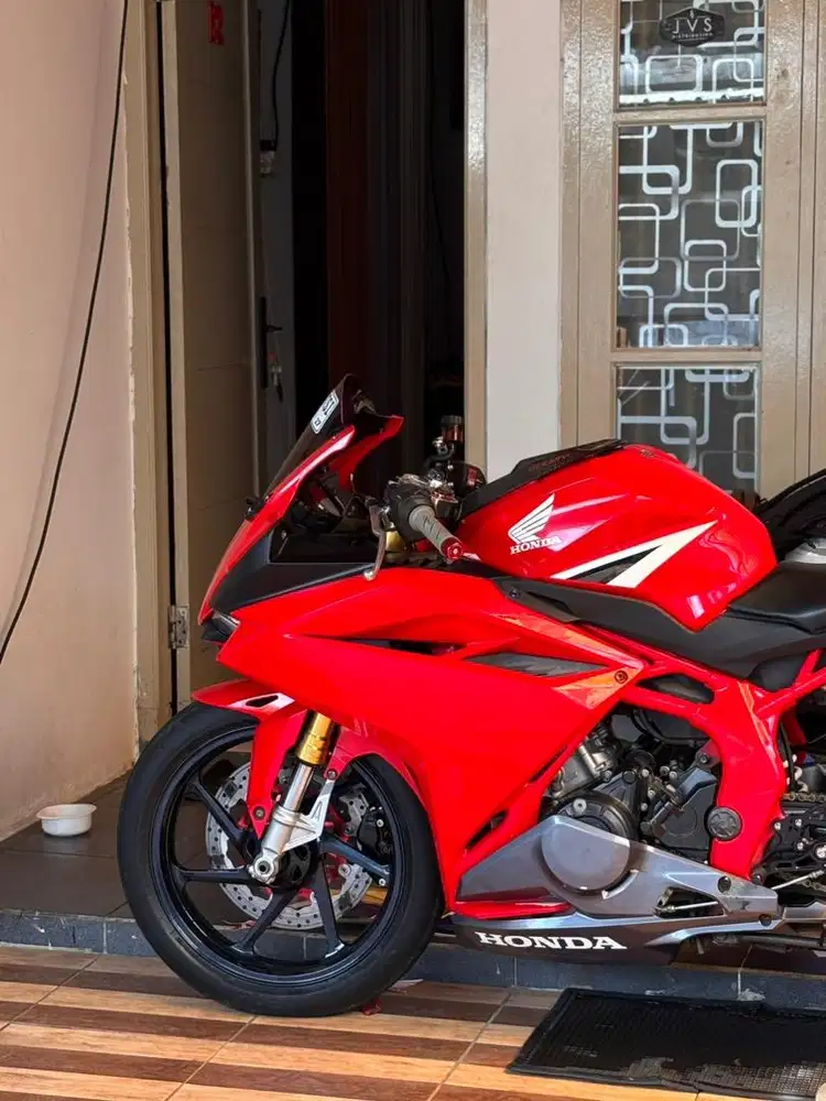 CBR 250 RR ABS 2017 Full spek