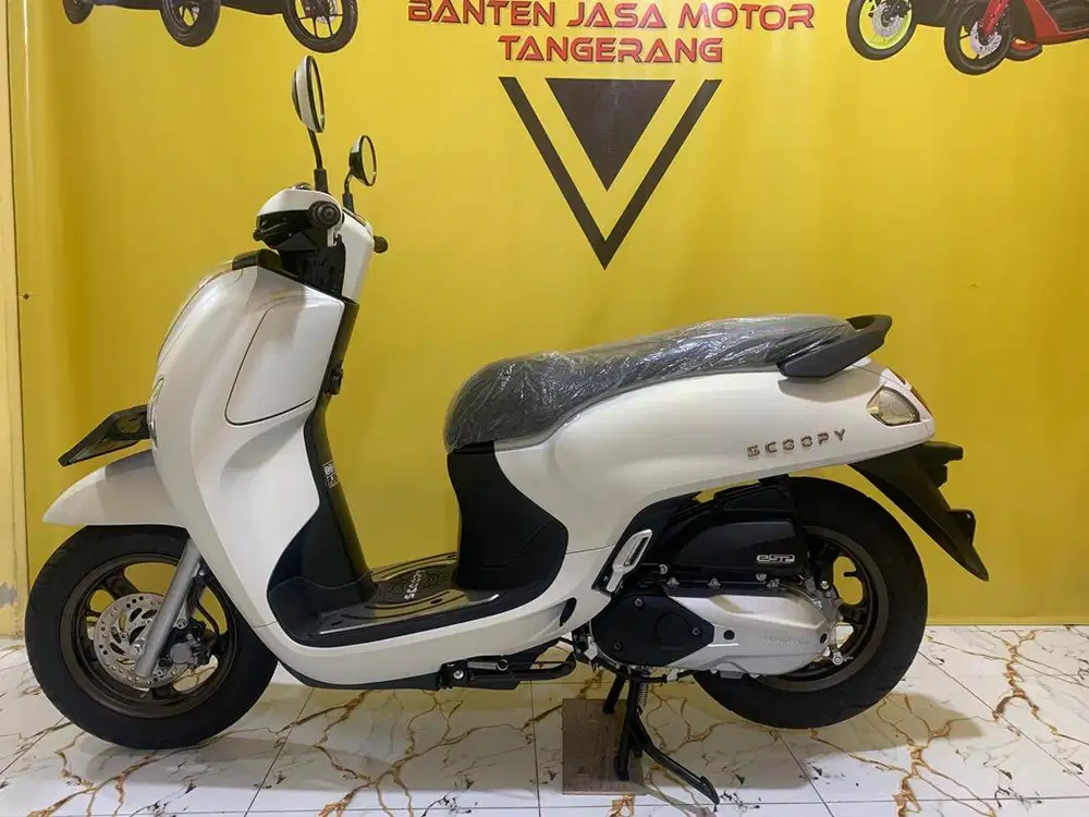 DP500 RB HONDA NEW SCOOOY PRESTIGE KEYLES THN 2025 CASH & CREDIT