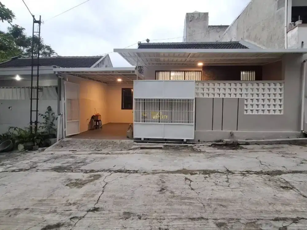 RUMAH SIAP HUNI DALAM PERUMAHAN DI DEKAT CONDONG CATUR