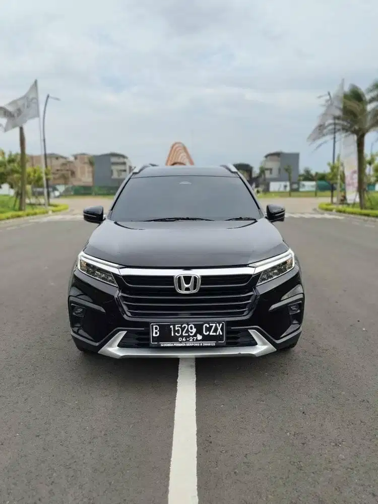 tdp 15 jt Honda BRV Prestige sensing 2022 hitam