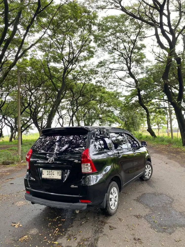 Toyota Avanza Matic 2014