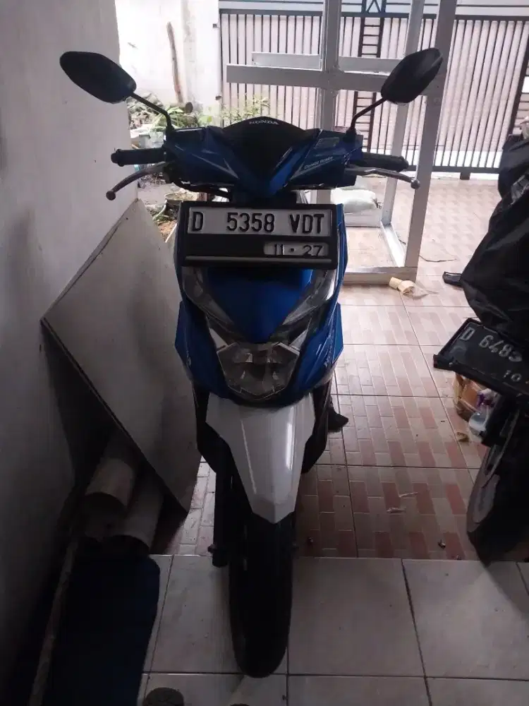 Dijual motor beat esp iss kondisi ok