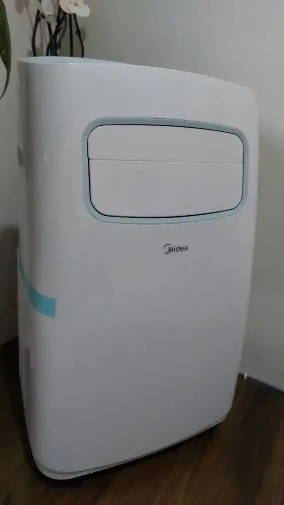 AC PORTABLE MIDEA 1PK